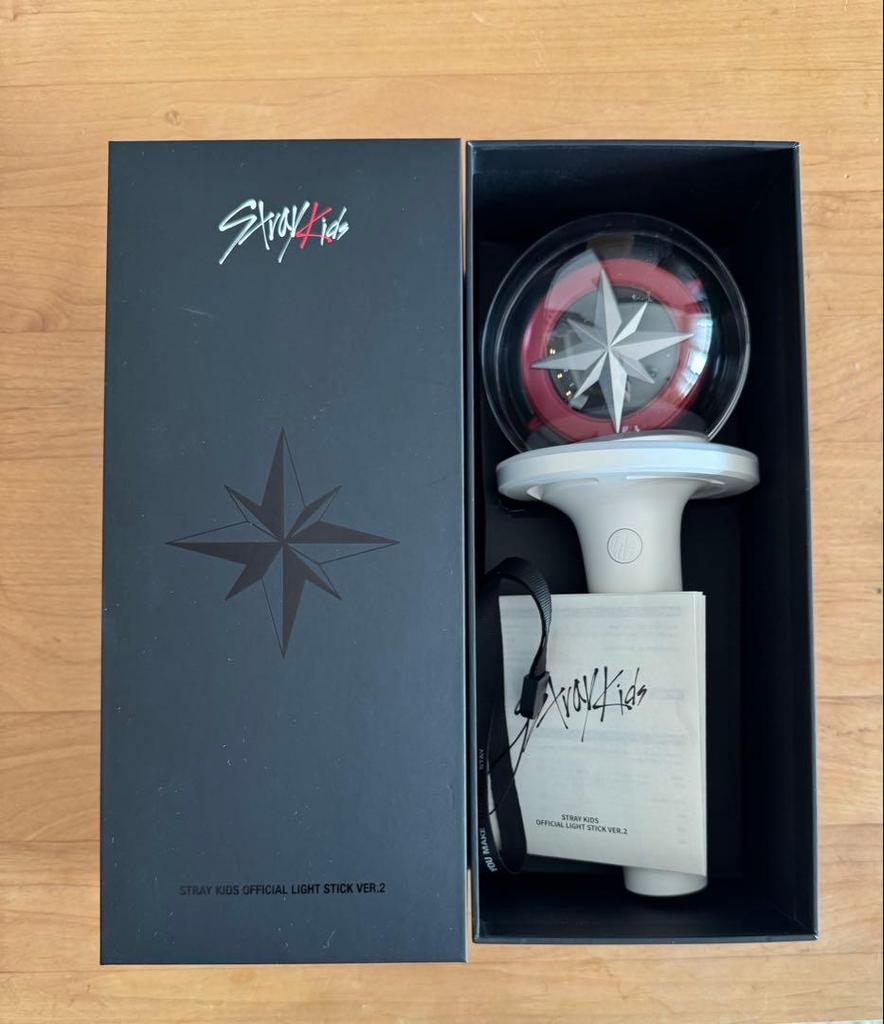 [USED] STRAY KIDS OFFICIAL LIGHT STICK VER.2