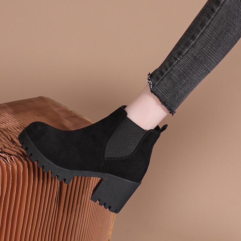 Coarse heel short boots women's autumn and winter large size matte heightening platform high heels British style Martin boots heightening and slimming