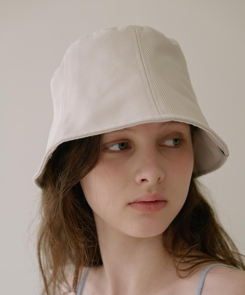LAMINEZ Line Bucket Hat - Ivory