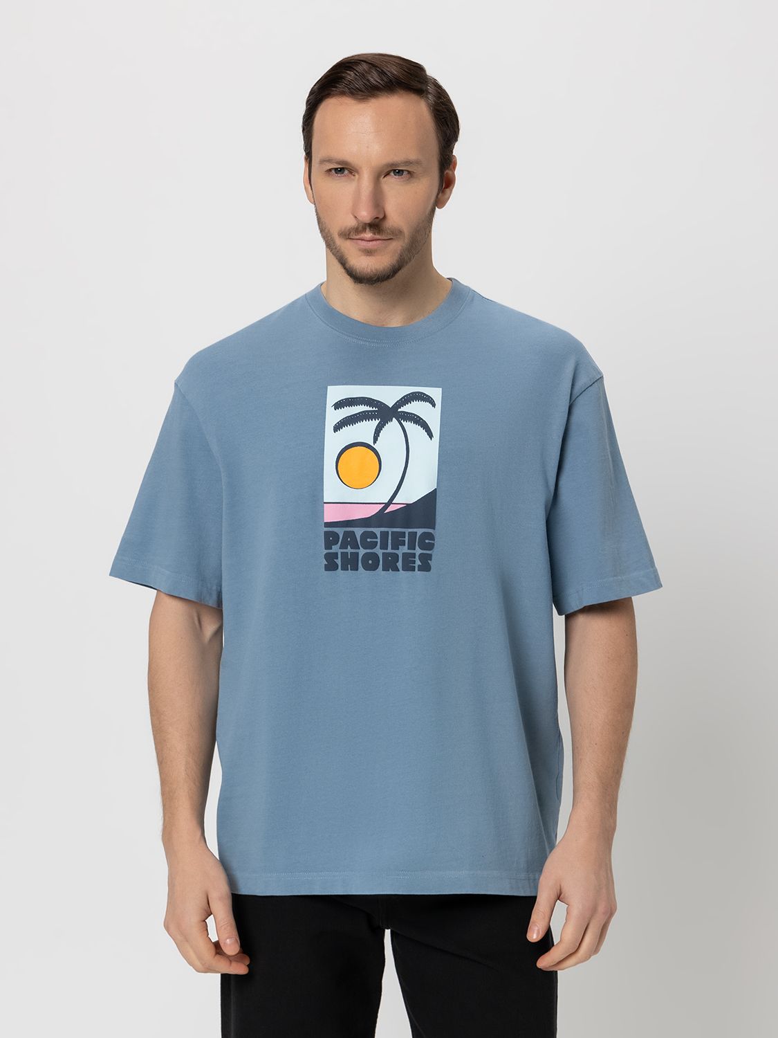 Blank plain casual T-shirt L