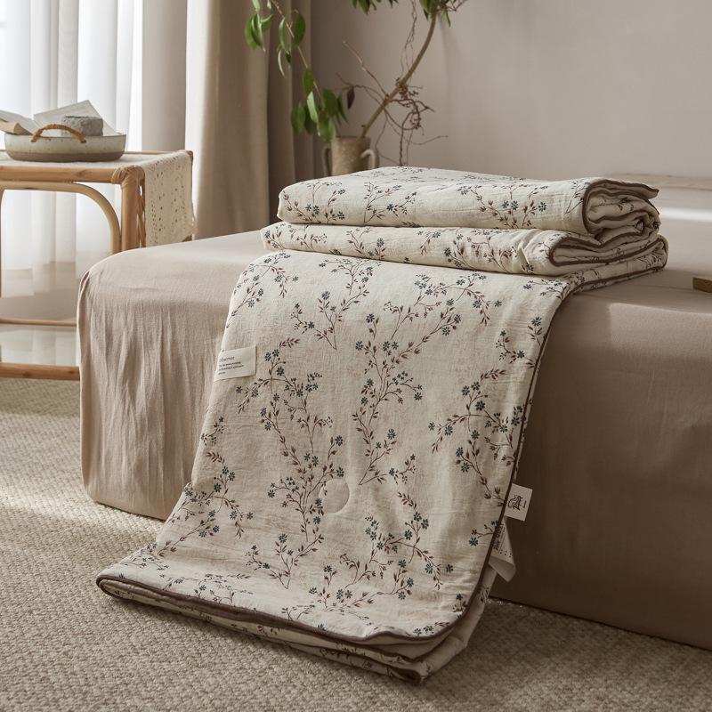 2026 Spring/Summer French Chic Cotton Linen Cooling Quilt for Dorms and Homes