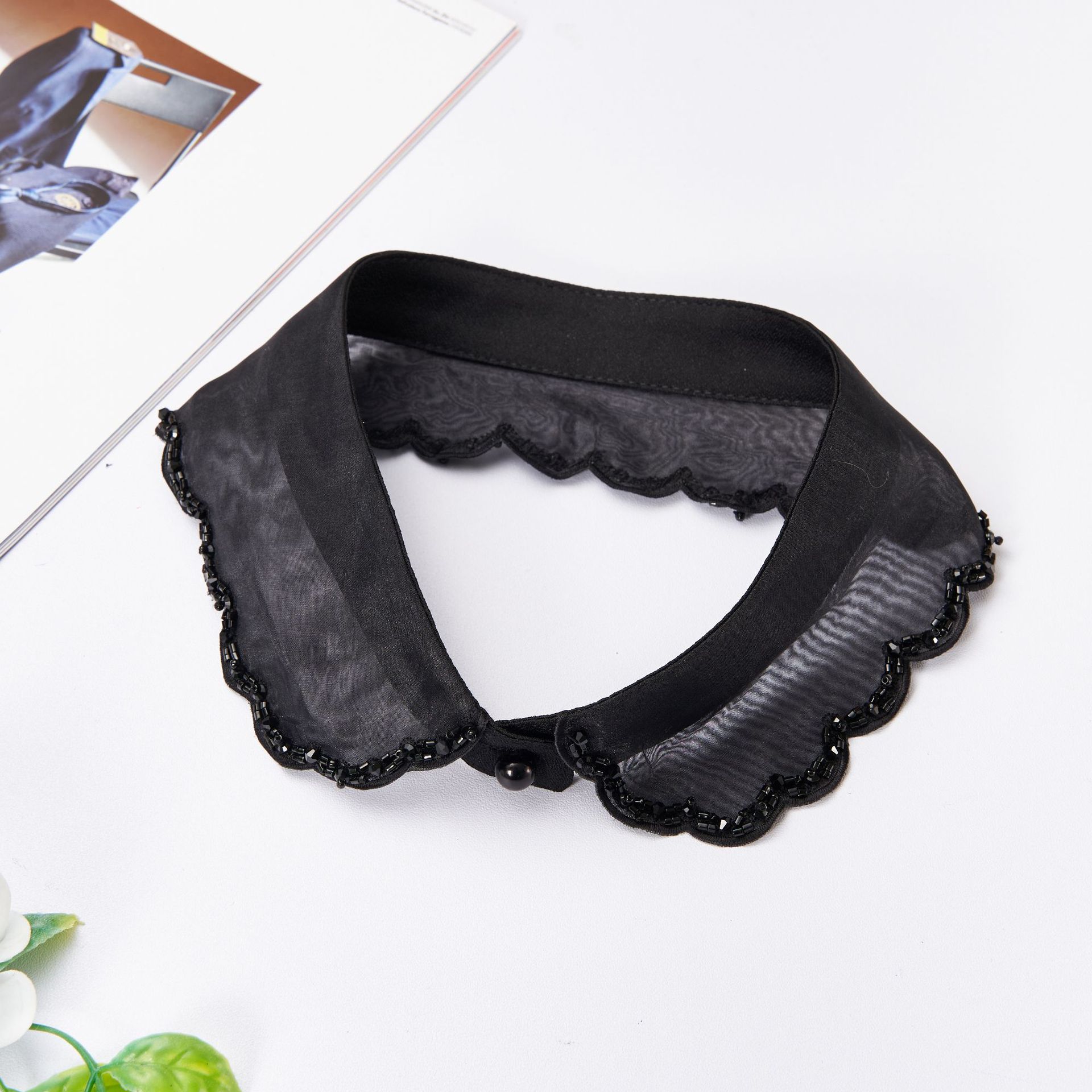 

Элегантный и очаровательный накладной воротник с кружевными бриллиантовыми бусинами, изысканный и модный одинарный декоративный накладной воротник. чёрный