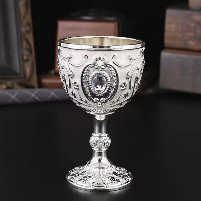 

Wine Glass,Carved Spirit Vodka Cup, Inlaid Gem Vintage Alloy Portable White Wine Goblet,Tabletop Living Room Decoration, 10.5cm