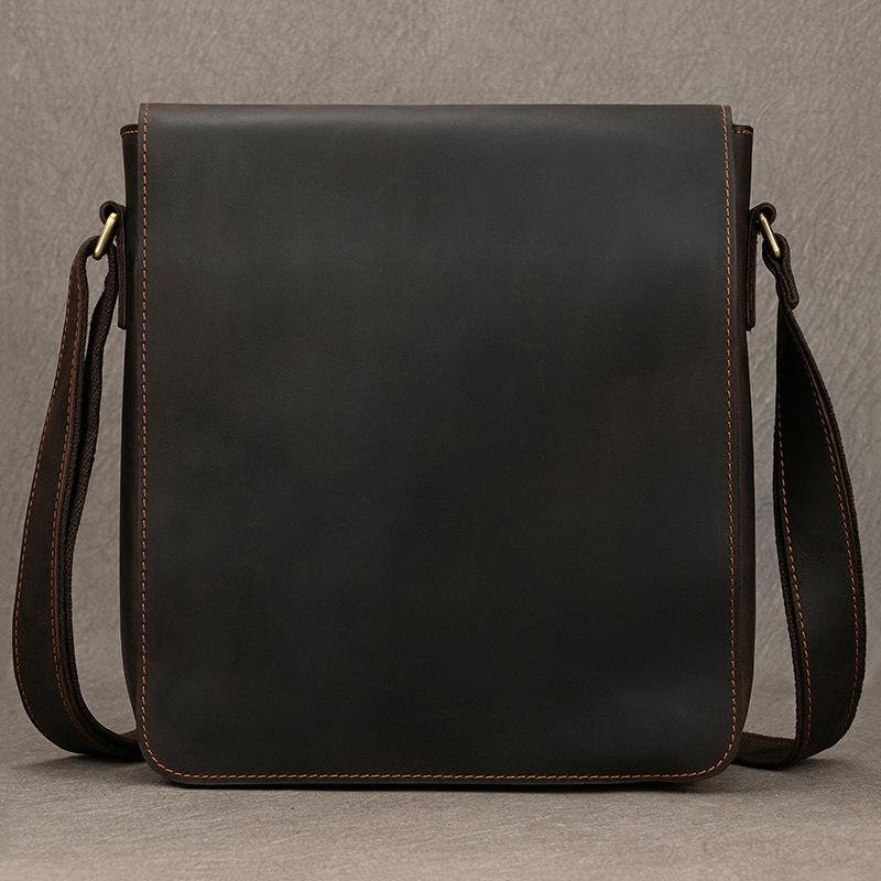 Nuova Borsa a Tracolla da Uomo in Pelle con un Look di Alta Gamma e Casual, Caratterizzata da Uno Strato Superiore di Pelle di Mucca e Una Borsa a Spalla di Grande Capacità