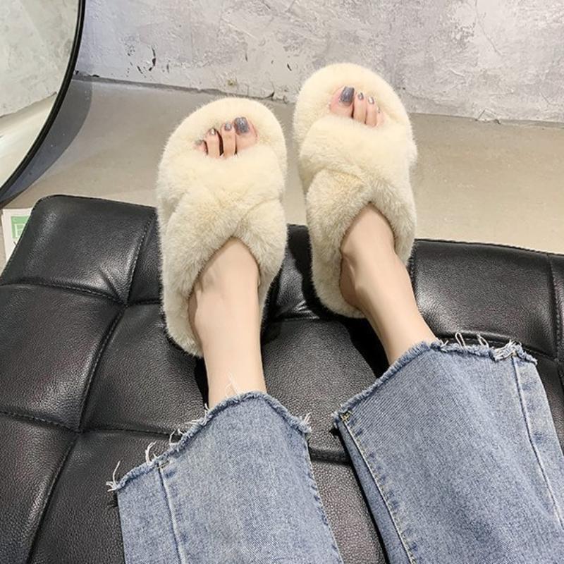 Thick Soled Woolen Slippers for Autumn and Winter Korean Version, Cross Dressing Slippers for Outerwear, Home Woolen Cotton Slippers