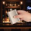 100ML Petaca de Titanio Puro Ligera Resistente a la Corrosión Botella para Licores Mini Resistente al Frío/Calor Petaca de Bolsillo para Vino Bar
