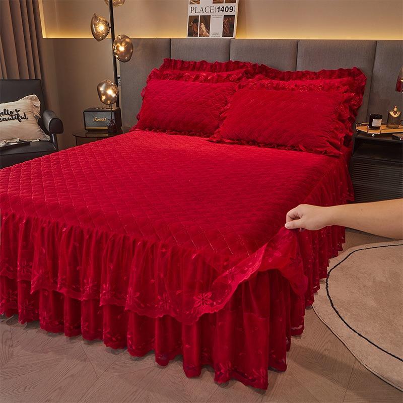 Cotton Padded Velvet Lace Bed Skirt Winter Thick Bed Cover Three Piece Set Single Piece Anti-skid and Anti-static Bed Sheet
