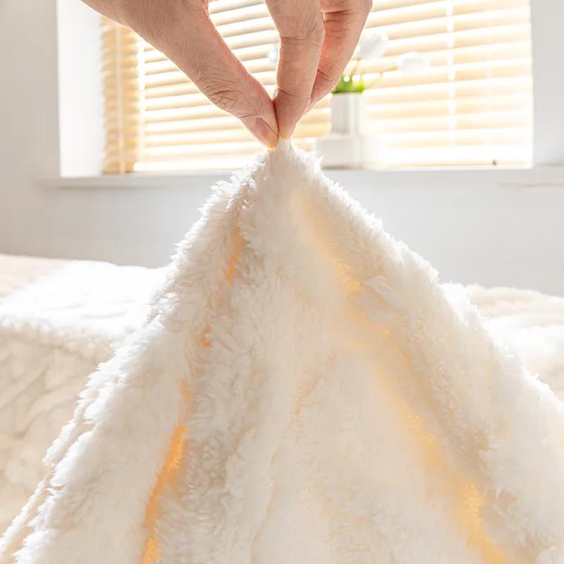 3D Jacquard Plush Sofa Towel for Couch Winter Warm Coral Velvet Sofa Covers Solid Soft Universal Slipcovers Living Room Decor