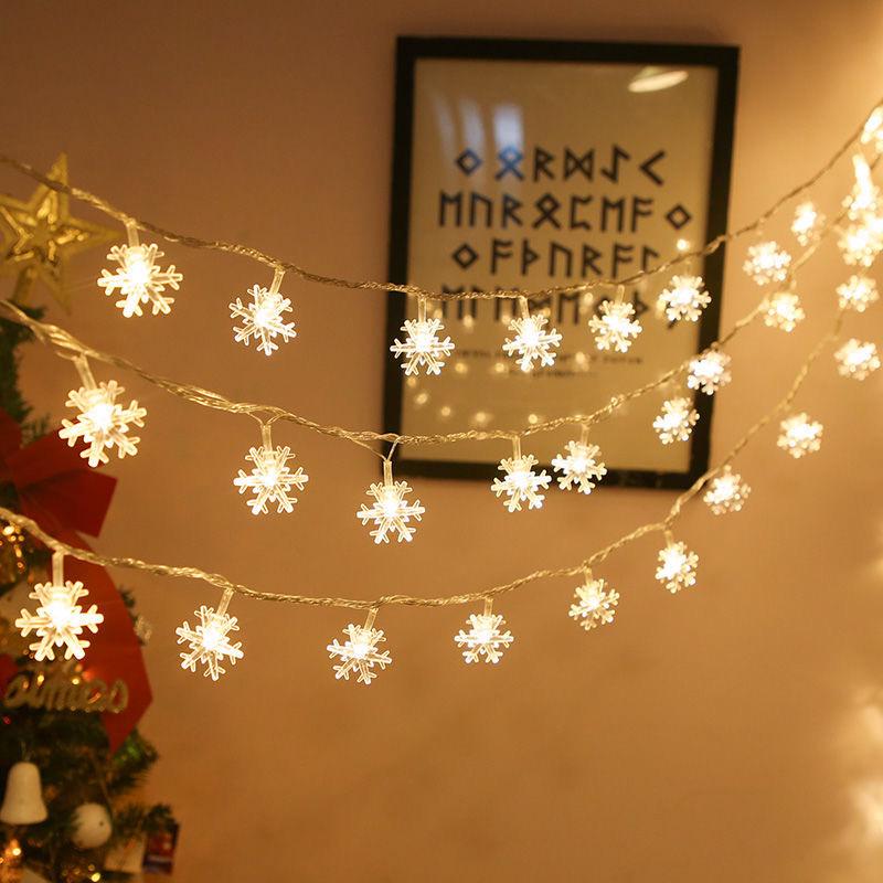 LED Snowflake String Lights: Battery-Powered Christmas Tree & Festival Decoration