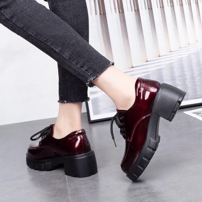 Women's Shoes Spring New Thick-soled First-layer Cow Patent Leather Muffin Bottom Deep-mouth Lace-up Single Shoes