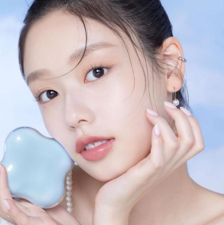 ETUDE Cloud Filter Cushion 15g Soft Blur Coverage Lightweight Semi-Matte Finish 4 Shades