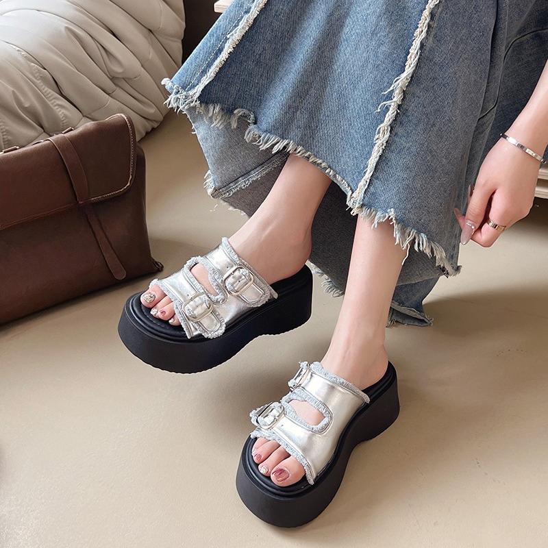 Fashion Platform Flip-flops Women's Summer Wear New Fashion Round Head Open Toe Metal Buckle Heightened Non-slip Cool Mop