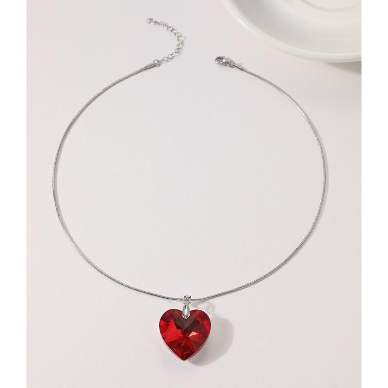 Glass Heart Pendant Necklace Simple Clavicle Chain Adjustable Collar Necklace Jewelry Stainless Steel Chain Necklace