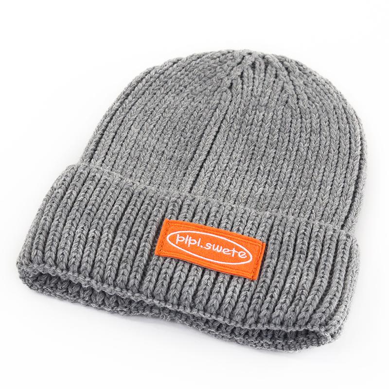 Wholesale Multi Color Option Custom Logo Knitted Beanie Hat Ribbed Cuffed Soft Warm Unisex Casual Ski Hat for Adults Kids серый