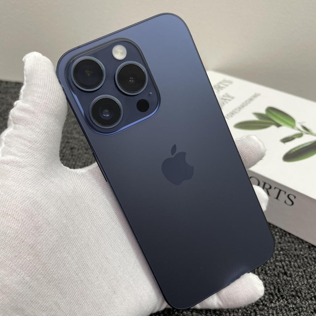 Refurbished Apple iPhone 15 Pro Max Smartphone with Nano-SIM+eSIM