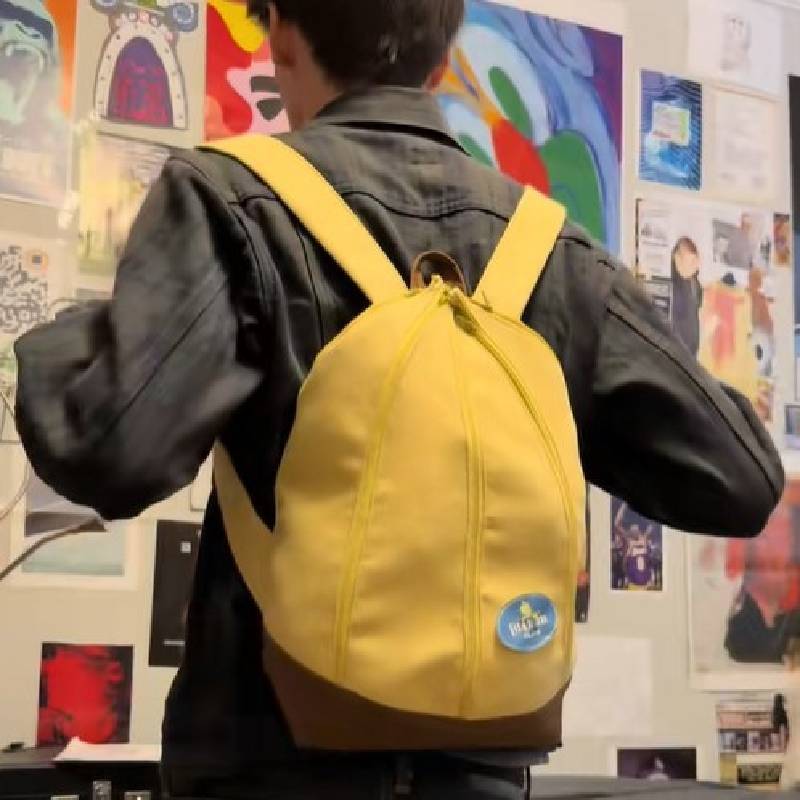 Classic Banana Shaped Tote Bag With Breathable Polyester For Daily Commute And Work