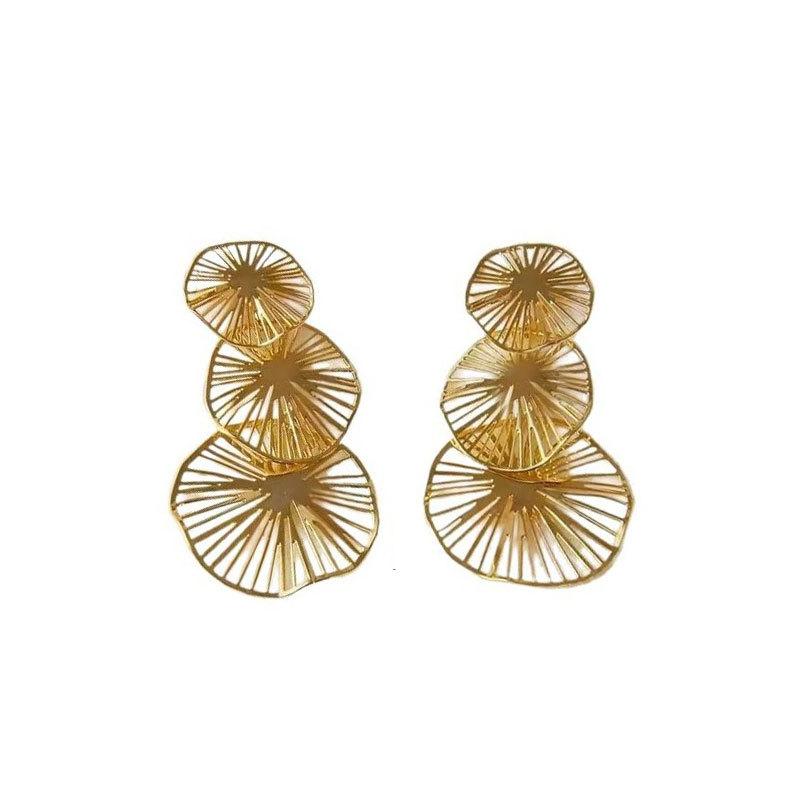 Retro Hollow Round Long Earrings Wind Elegant Gentle Stud Earrings Fashion Light Luxury High-End Earrings Women