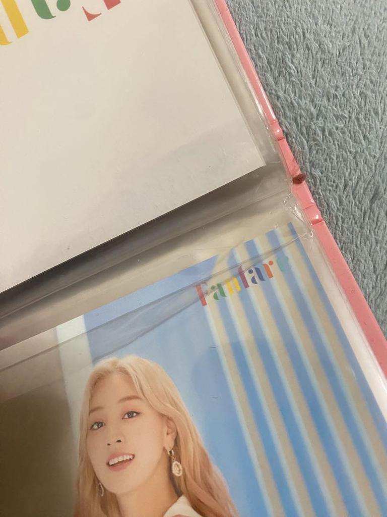 [USED] TWICE Random Trading Card Case with Trading Card