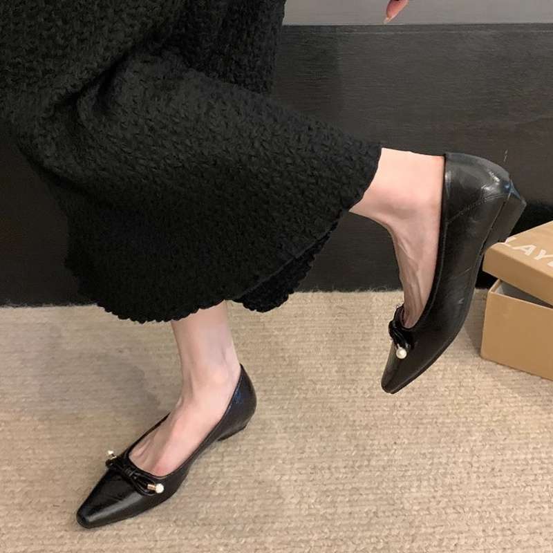 2025 spring and autumn new pointed single shoes fairy shoes light mouth silver bow with skirt temperament high heel single shoes