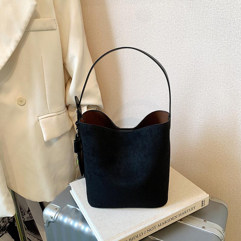 IELGY Ladies Retro Suede Bucket Bag - One Shoulder Crossbody