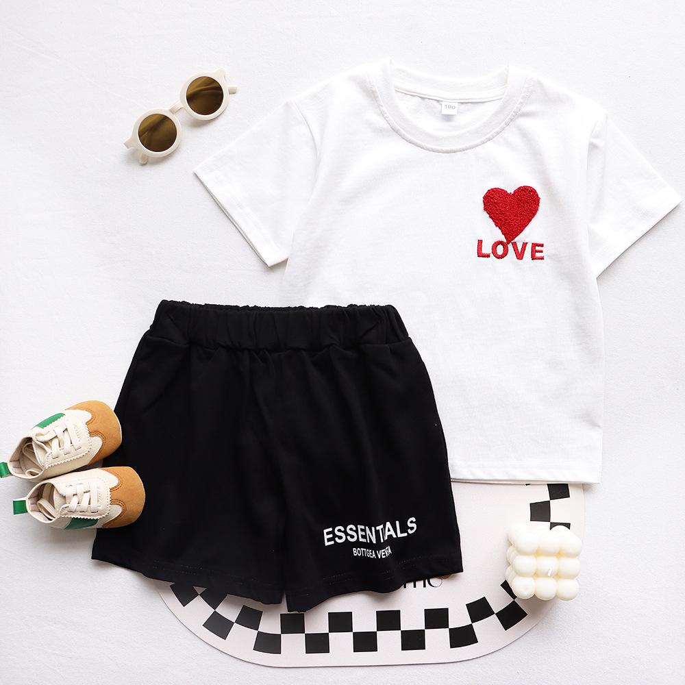 2025 Spring/Summer Year of the Tiger Family Outfits: Parent-Child Sets, Baby 100 Days Photos, Heart Embroidery for Mother-Daughter/Son