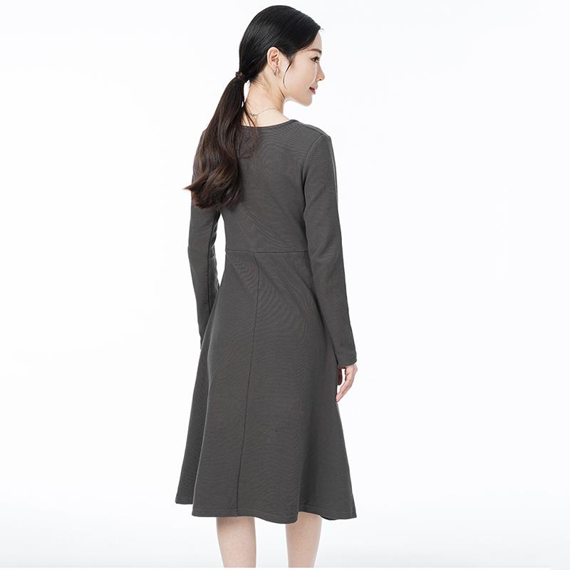 Maslan Spring Fashion Minimalist Medium to Long Length Waist Fold Back Knitted A-line Long Sleeve Dress