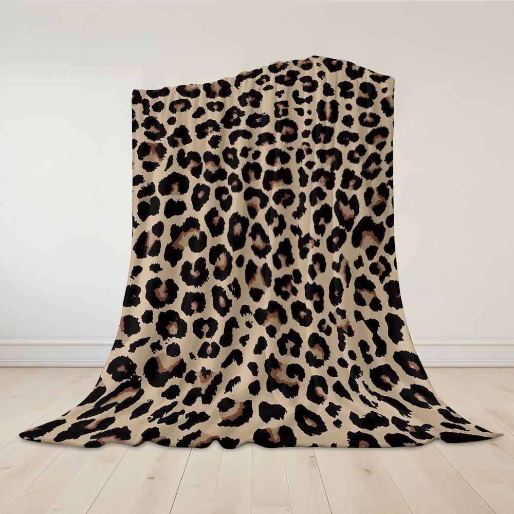 Classic Leopard Print Flannel Blanket Warm Soft Halloween Christmas Couch Warm Cozy Decorative Decor Gift for All Season