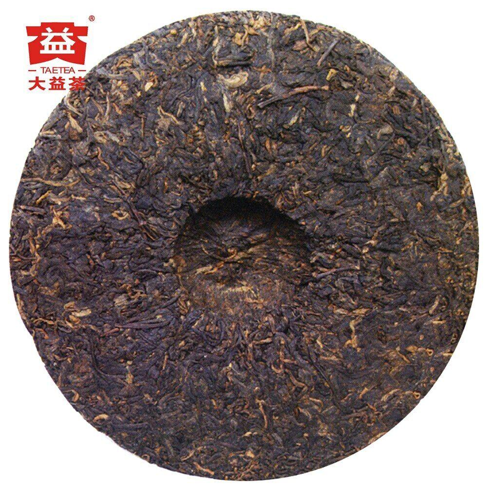 2010 TAETEA 7572 Dayi Shu Puerh Menghai Tee Batch 002/003 Reifer Puer Kuchen 357g
