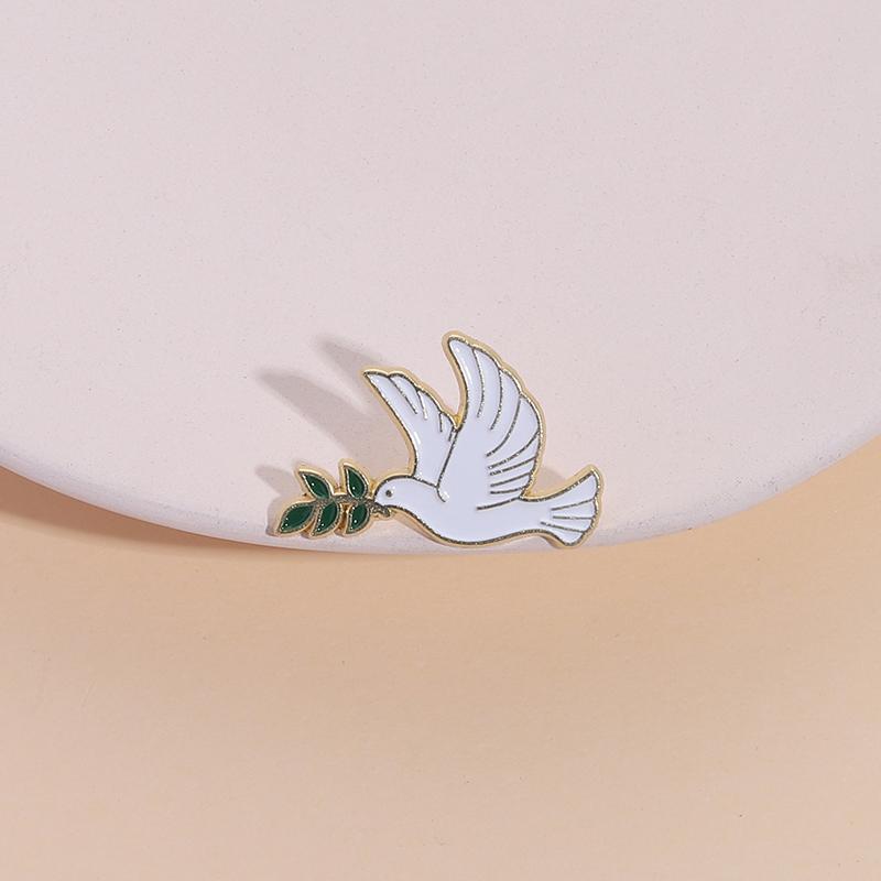 Peace Dove Olive Branch Enamel Pin Animal Pigeon World Peace Theme Metal Brooch Lapel Badge Jewelry Decoration Gift For Friends