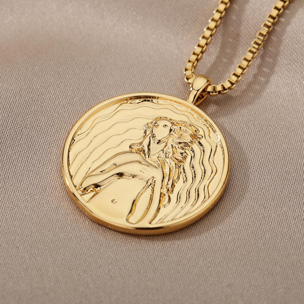 Queen Elizabeth Gold Coin Necklace, Titanium Plated 18K Gold, Ins Women's Collarbone Chain, Creative Gold Coin Accessories