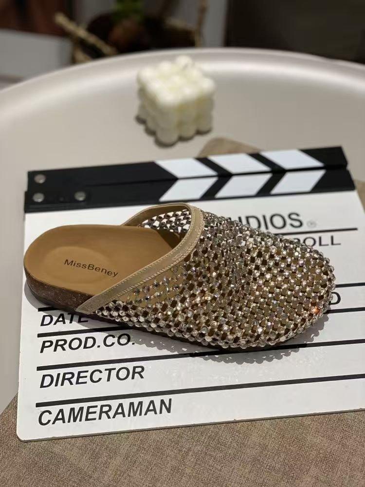 

2025 новые классные тапочки для женщин, летний дизайн с одной педалью, инкрустированный бриллиантами, удобные и повседневные классные полутапочки 40 розового золота