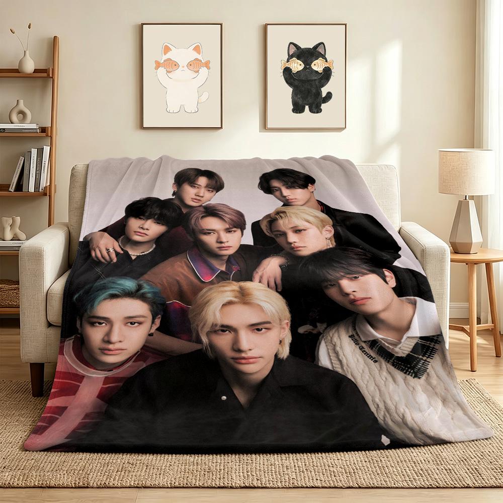Kpop Stars Flannel Blanket Throw Blanket Soft Warm Sofa Bed Camping Home Decor Unique Christmas Gift C9211980
