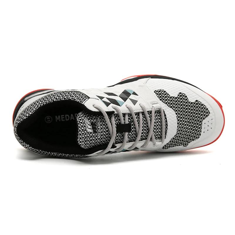 New Badminton Shoes Men Light Tennis Sneakers Comfortable Badminton Sneakers Anti Slip Table Tennis Shoes