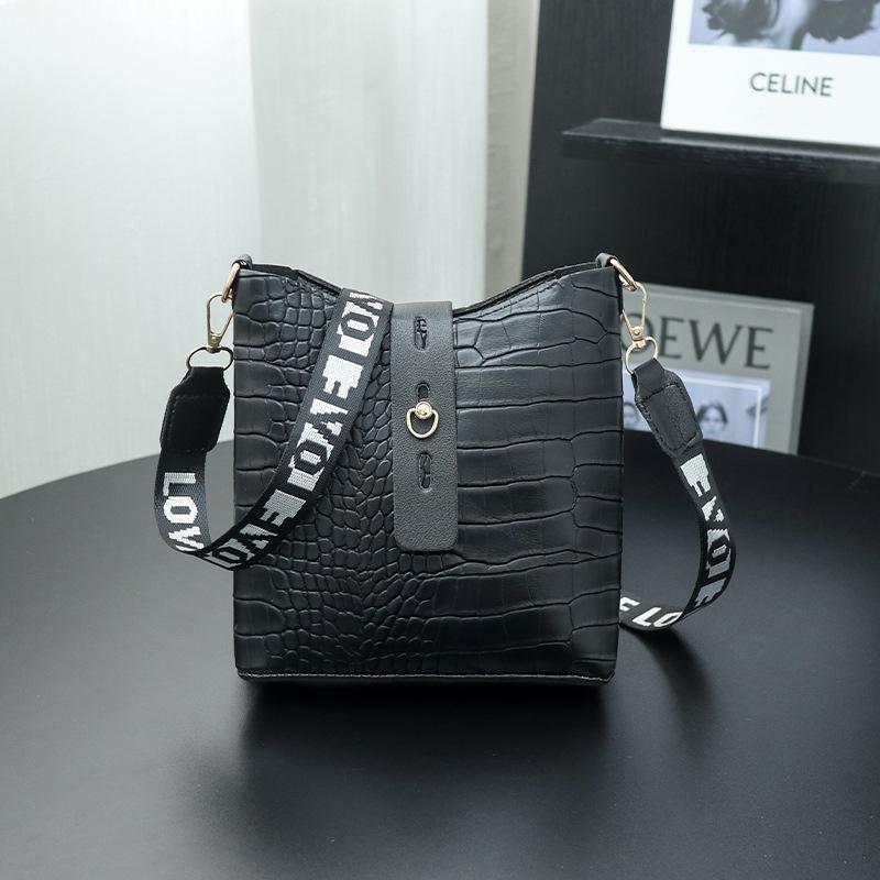 Crocodile Pattern Bucket Bag 2023 - Women's Large Capacity Crossbody Shoulder Bag
