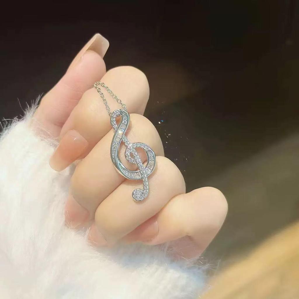 Nickel Silver Plated Gold 'Because of You' Necklace - Shiny Musical Note Pendant, Luxurious Niche Design, 2026 Style