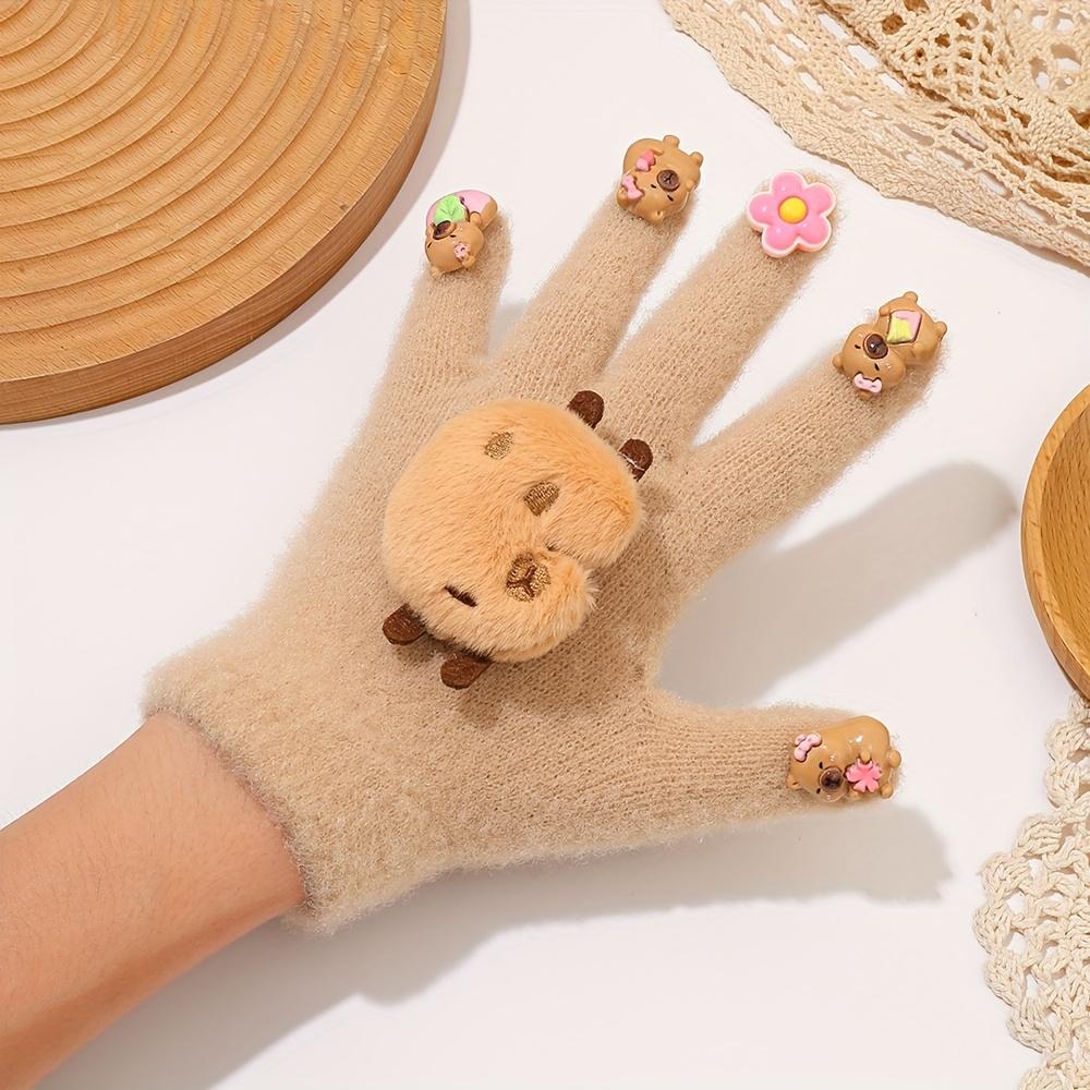 Cute Winter Girls' Gloves with Adorable Capybara Decoration, Comfortable and Warm for Autumn and Winter, Fingertip Design