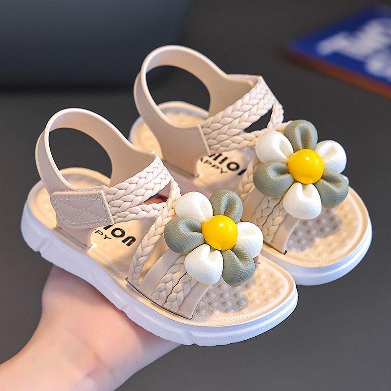 Children's Summer Sandals Princess Style Internet Celebrity Fashionable Stylish Non-Slip Soft Sole Beach Sandals for Little Girls