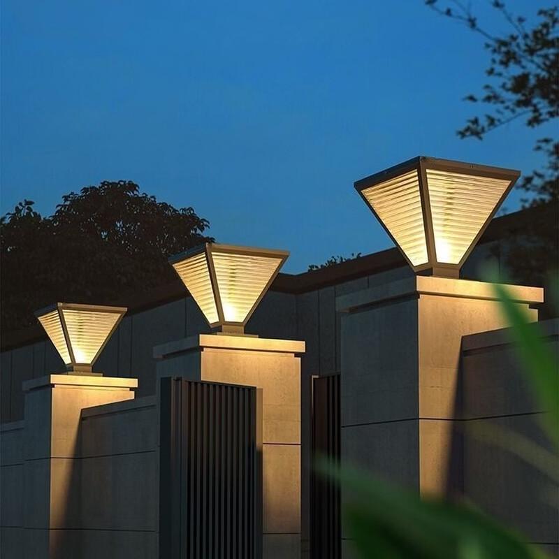 NuFeng Solar Wall/Fence Pillar Light