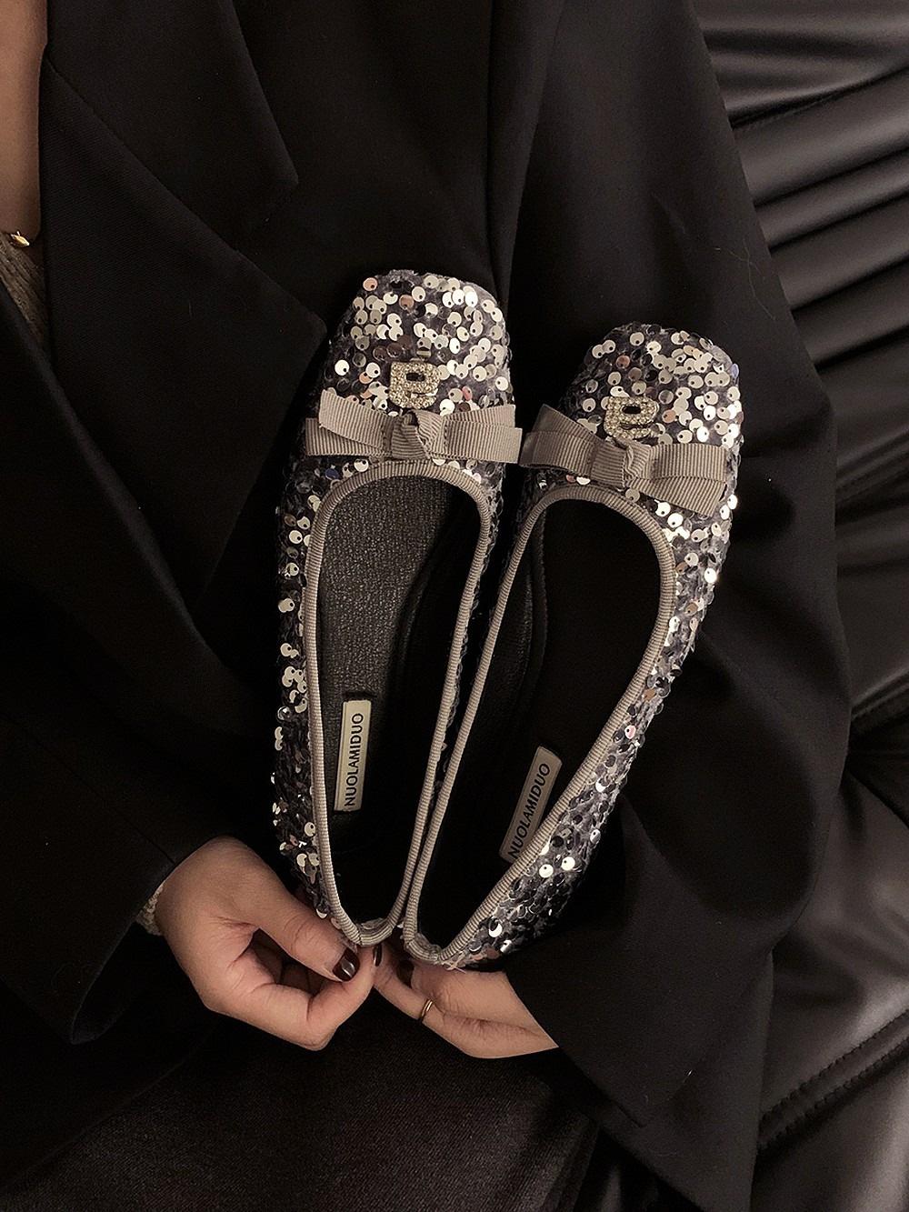 

Hongkai~ 2024 Spring and Autumn New Shallow Mouth Sparkling Beads Bow Temperament One Pedal Single Shoes Women 40 сірий колір