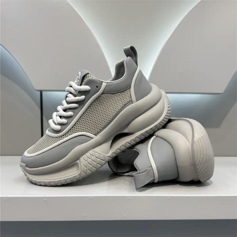 

МОДНЕ ВЗУТТЯ Чоловічі дихаючі спортивні кросівки Спортивне взуття для бігу Відкритий жіночий теніс Тренажер для тренажерного залу 44 сірий колір