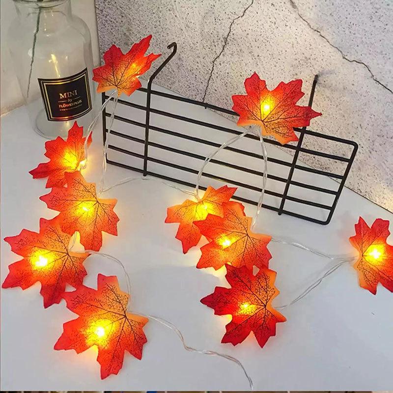 

Halloween & Thanksgiving Maple Leaf LED String Lights for Holiday Courtyard Decoration - Pumpkin Color. 1.5m 10 lights, two AA batteries, steady