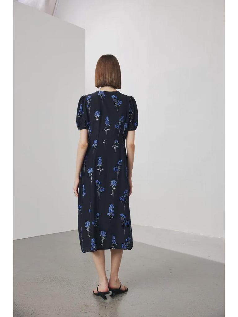 Damen V-Ausschnitt Seidenkleid - Frühjahr/Sommer Kollektion 2025, Kurzärmelig, Gefütterter Doppel-Crepe, 100% Maulbeerseide.