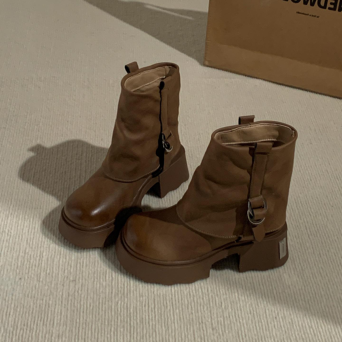 

Vintage Maillard thick heel thick-soled Martin boots women s 2025 new autumn small man height increase versatile short boots 40