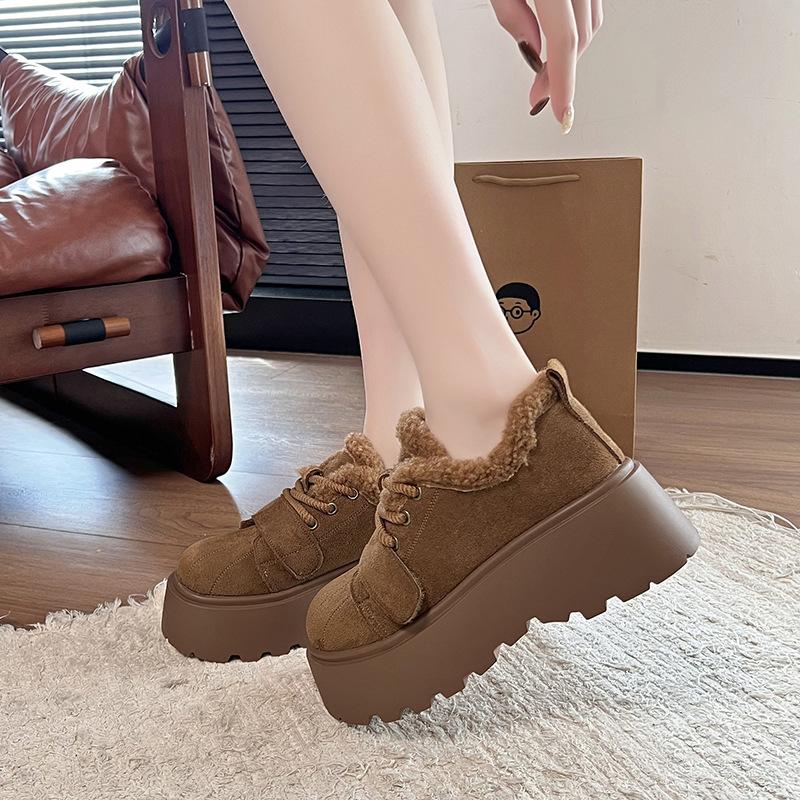 Women's thick-soled winter fur one lightweight warm anti-cold padded snow boots non-slip wear casual sneakers cotton boots Le Fu shoes