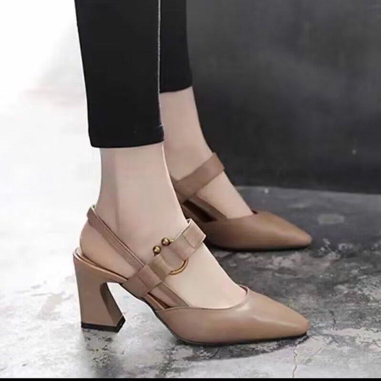 

Остроносые сандалии женские толстый каблук с сандалиями Остроносые темпераментные сандалии на среднем каблуке 41 абрикосовый