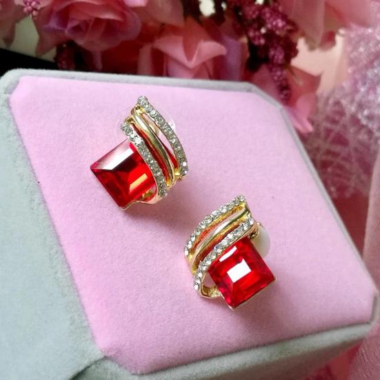 1 Pair Ear Studs Rhinestone Geometric Electroplating Luxury High Gloss Ear Decoration Jewelry Faux Crystal Engagement Earrings Anniversary Gifts