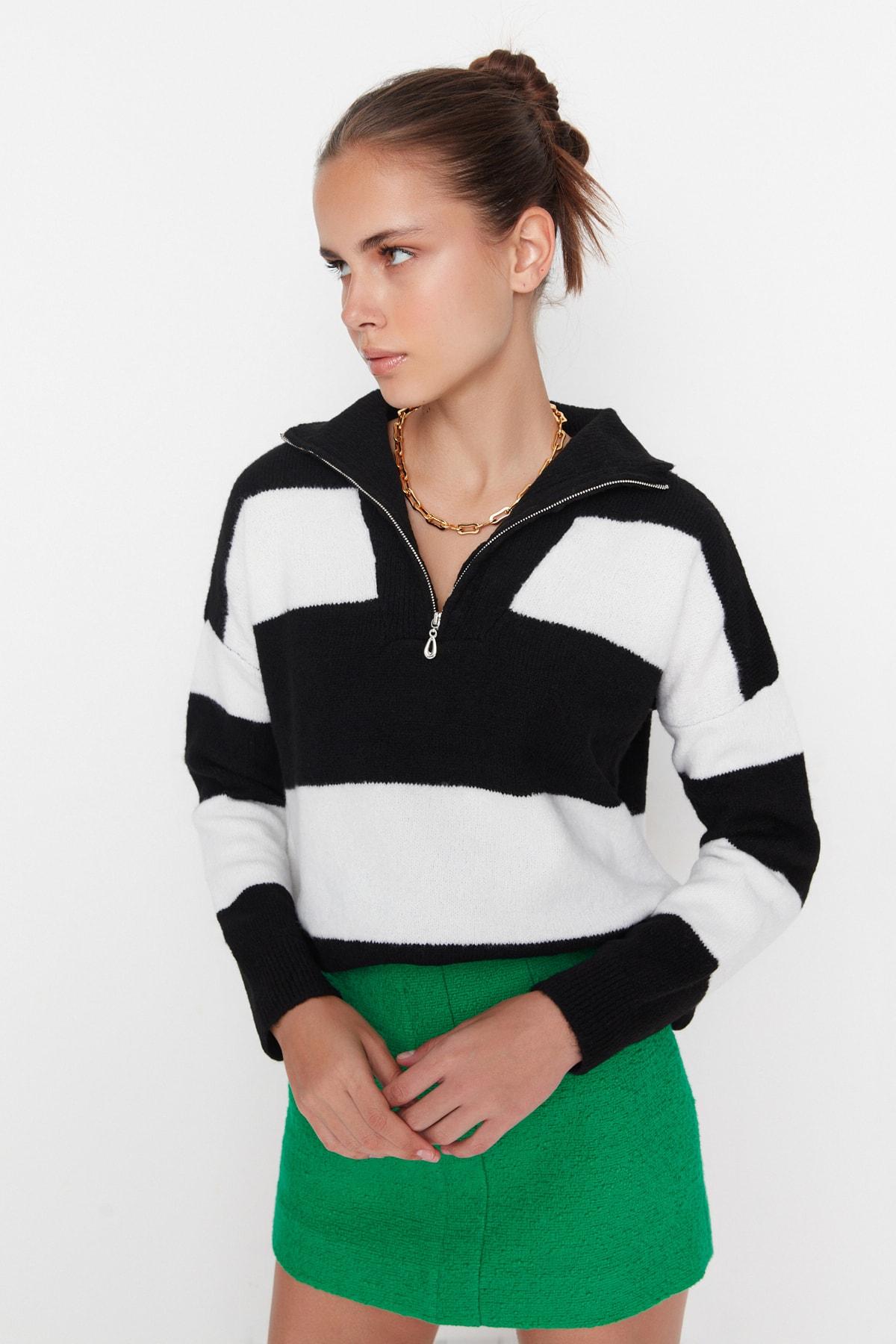 

Черный трикотажный свитер на молнии TWOAW22KZ0424..