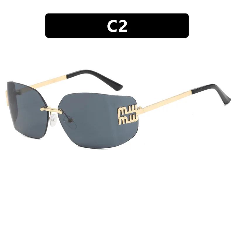 Gafas de Sol de Lujo Metalizadas Divertidas Sin Montura Mujer Marca Diseñador Remaches Rectángulo Degradado Lentes Curvas Gafas de Sol Clásicas Femeninas