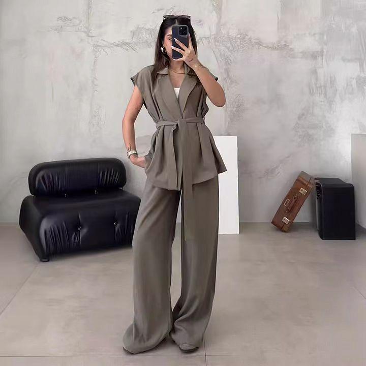 

2026 Women s Fashion Sleeveless Turn-Down Collar Top & High Waist Two-Piece Set - Solid Color Autumn Collection S серый