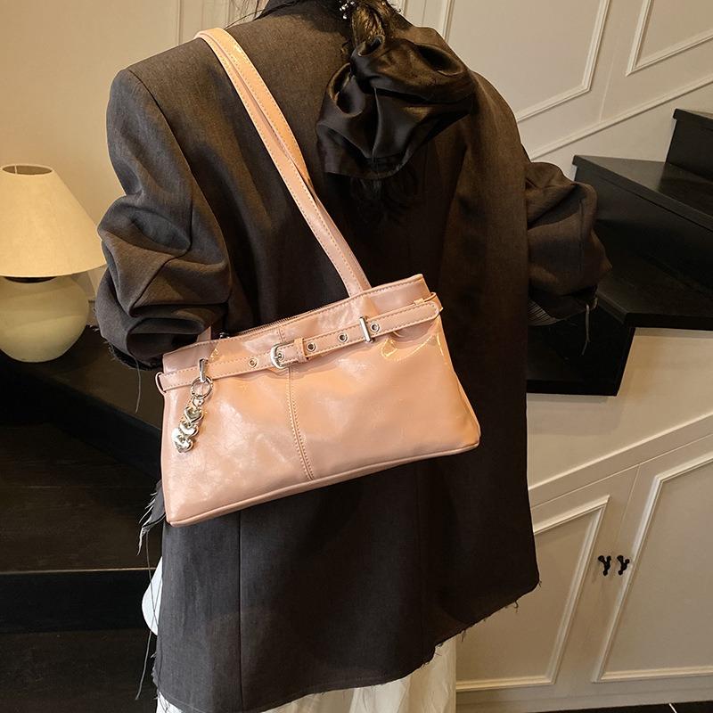 Spring and summer small bag women's new high-end shoulder armpit bag fashionable portable work tote bag
